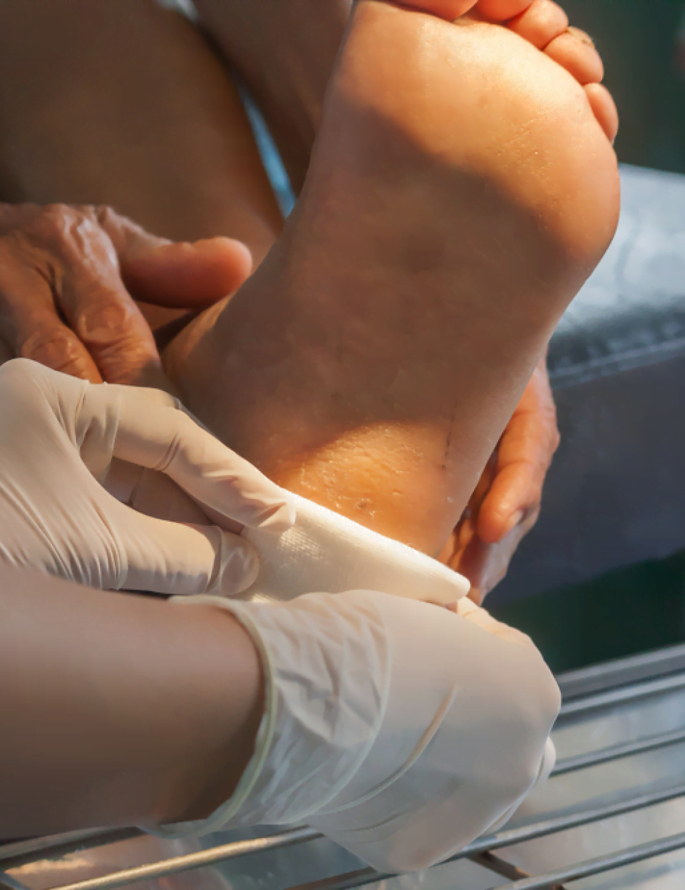 https://hmedicalcentre.com/wp-content/uploads/2023/05/wound-3-1000x1300.png